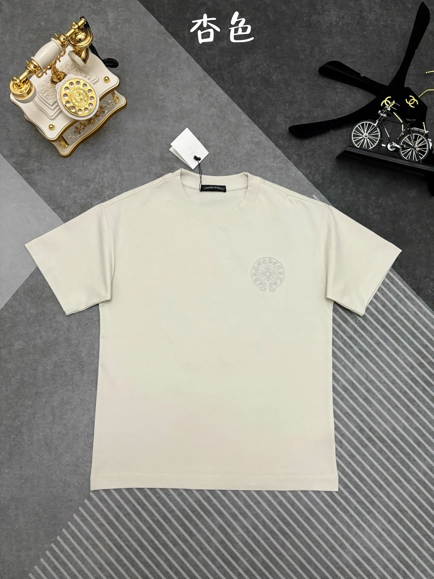 Chrome Hearts（ ） T 【 Chrome Hearts ， 】 New Arrival ， Premium Versatile ， Same Style Chrome Hearts ， T ， ， ， logo logo ！ ， ， ， ， ， ， ， ！！ ， ， 。 ， 。 ， ， ！！ Sizes：S、M、L、XL、XXL
